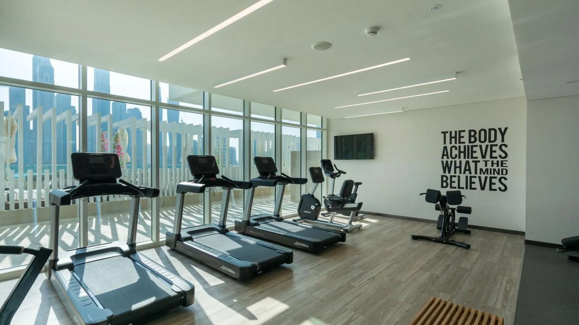 Vayk - Stunning 2 Bd In Emaar Beachfront With Beach Access Apartment Dubai United Arab Emirates
