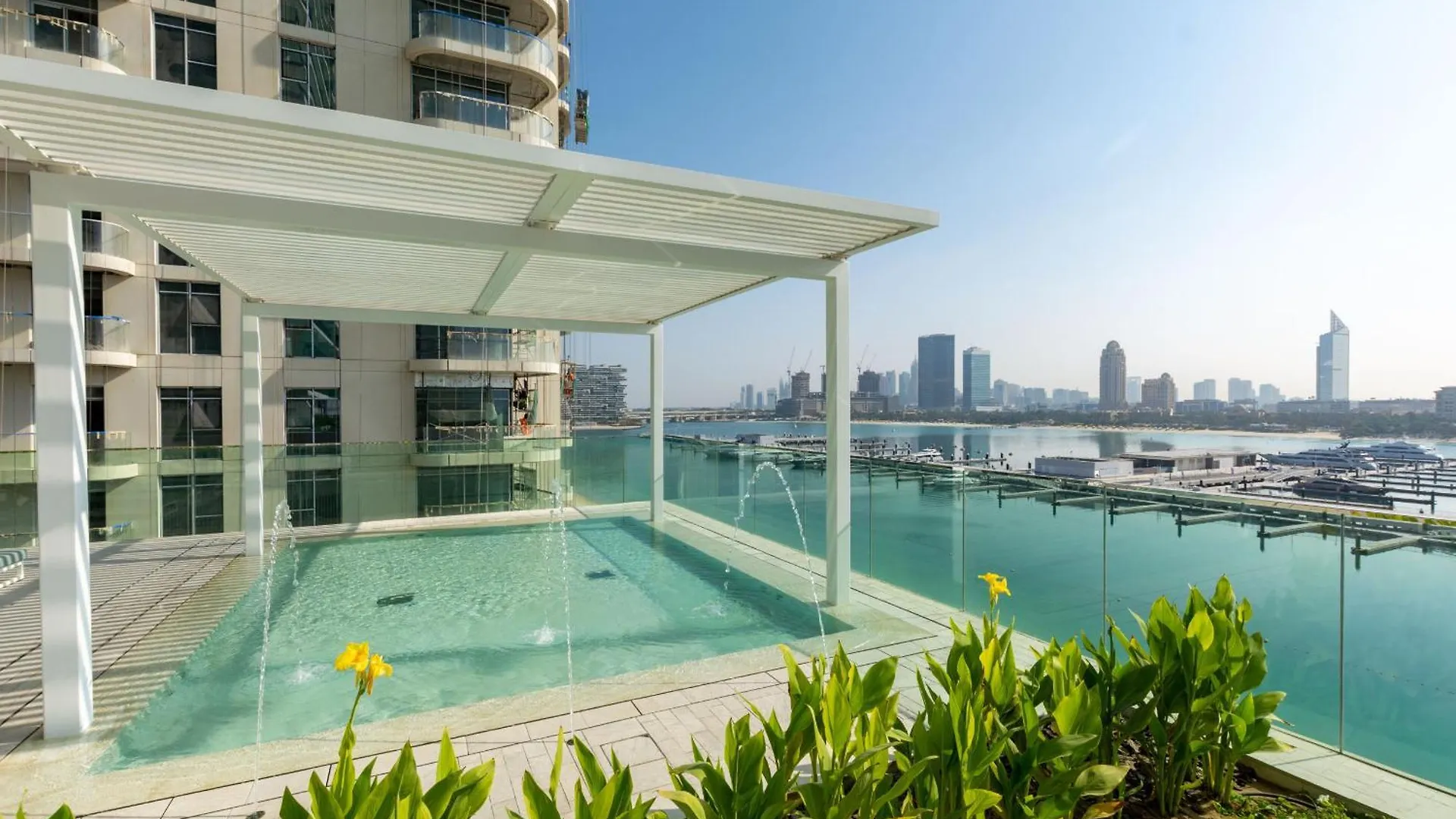 Vayk - Stunning 2 Bd In Emaar Beachfront With Beach Access Apartment Dubai United Arab Emirates