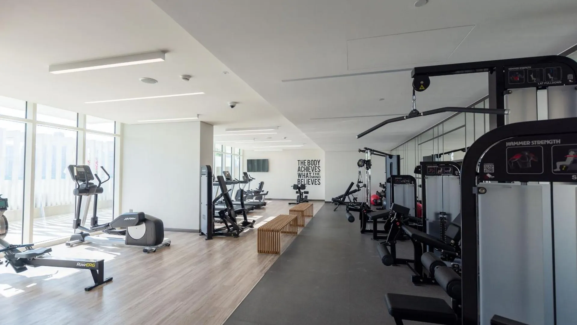 Vayk - Stunning 2 Bd In Emaar Beachfront With Beach Access Apartment Dubai 0*,  United Arab Emirates