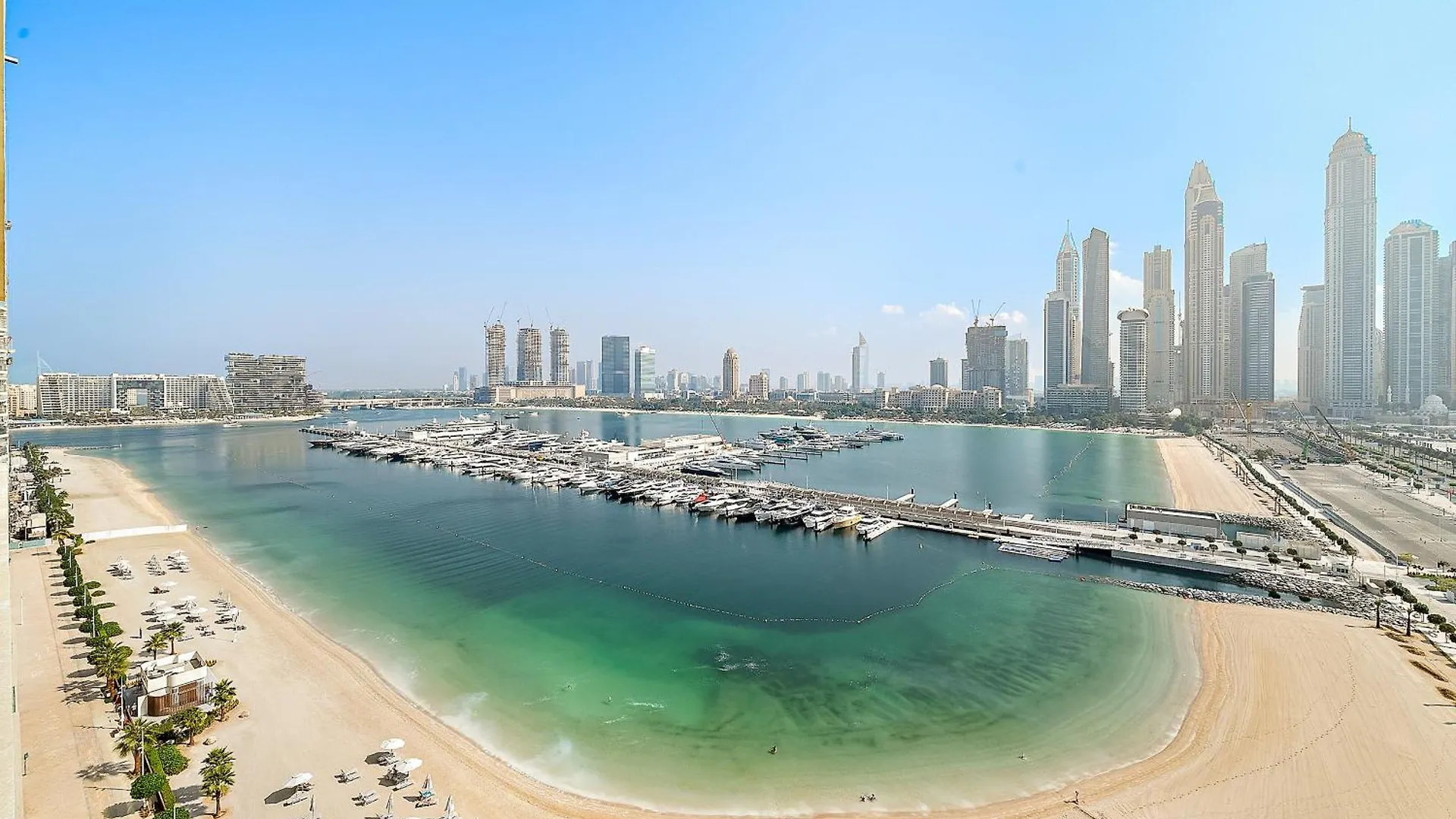 Vayk - Stunning 2 Bd In Emaar Beachfront With Beach Access Apartment Dubai