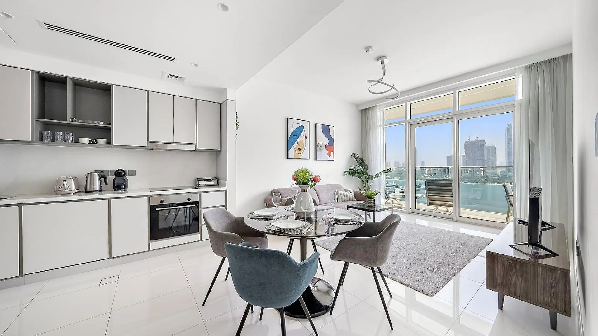 Vayk - Stunning 2 Bd In Emaar Beachfront With Beach Access Apartment Dubai United Arab Emirates